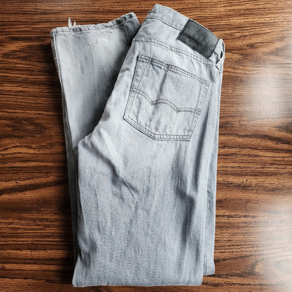 American Eagle Outfitters Destroyed Original Straight Jeans